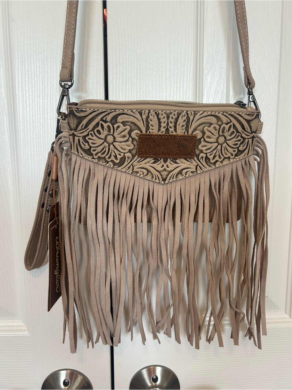 NWT Wrangler Vintage Floral Western Fringe Crossbody Bag - Khaki - Picture 7 of 10